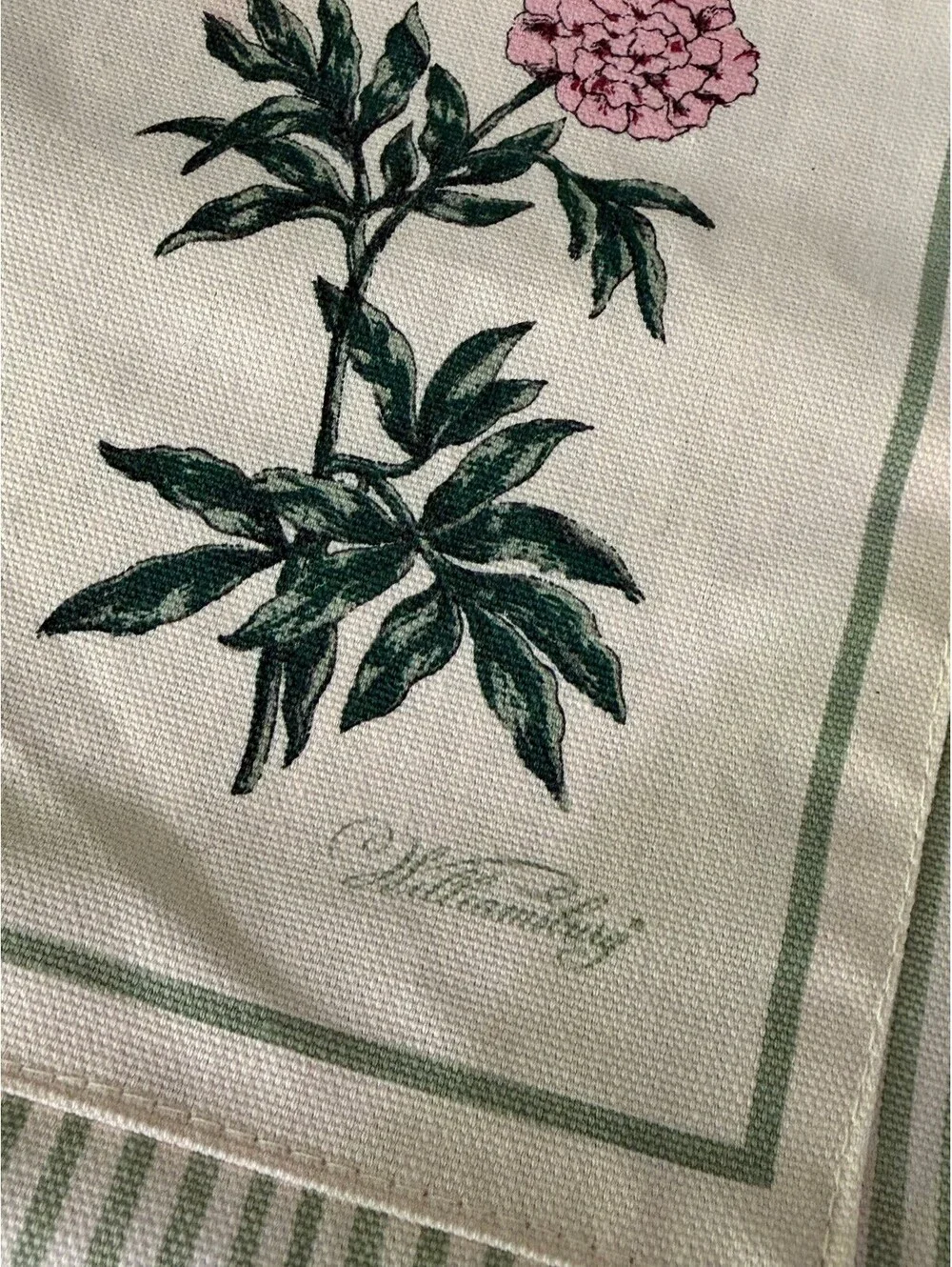 Vintage colonial Williamsburg botanical print apron